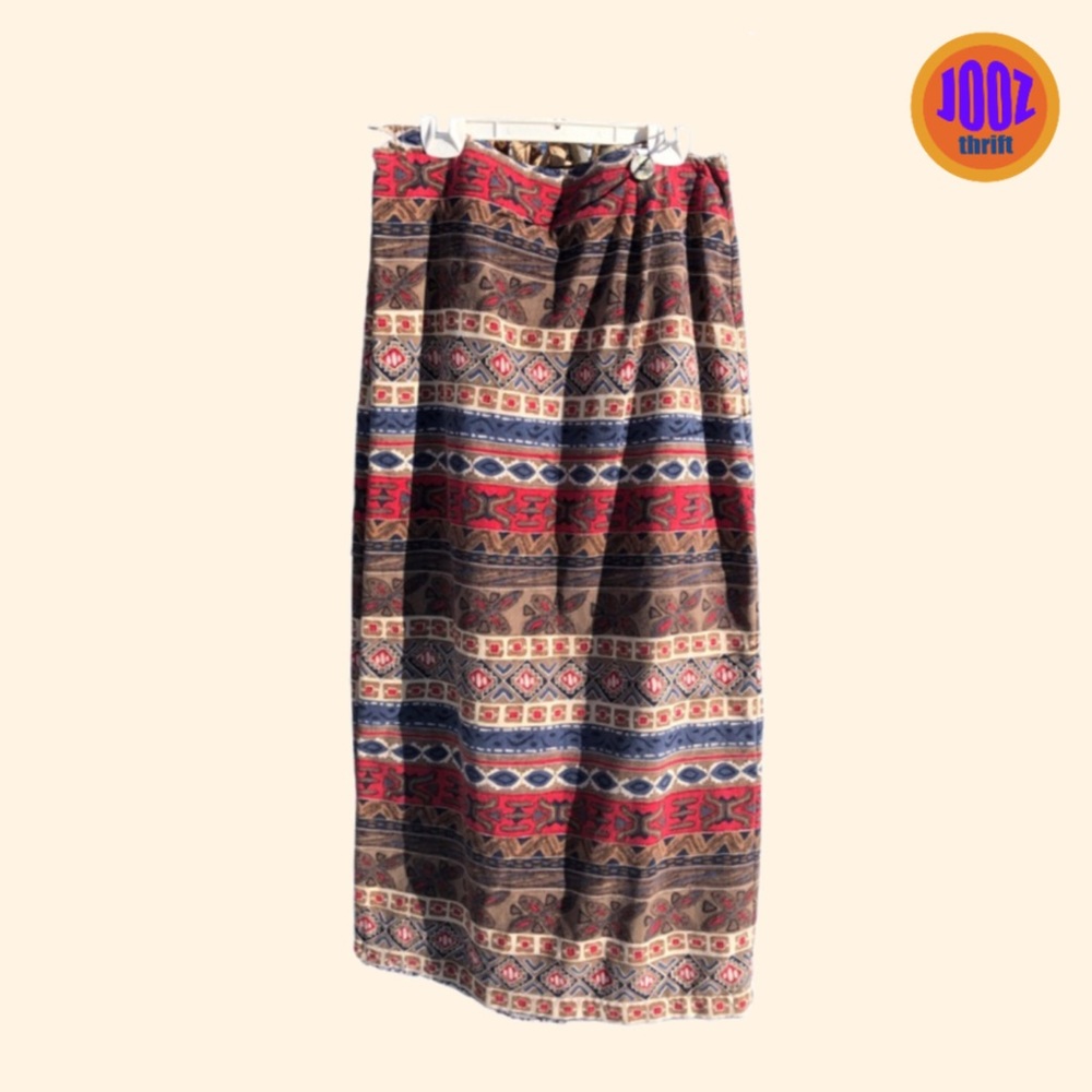 New York Studio red brown blue tan skirt size 10